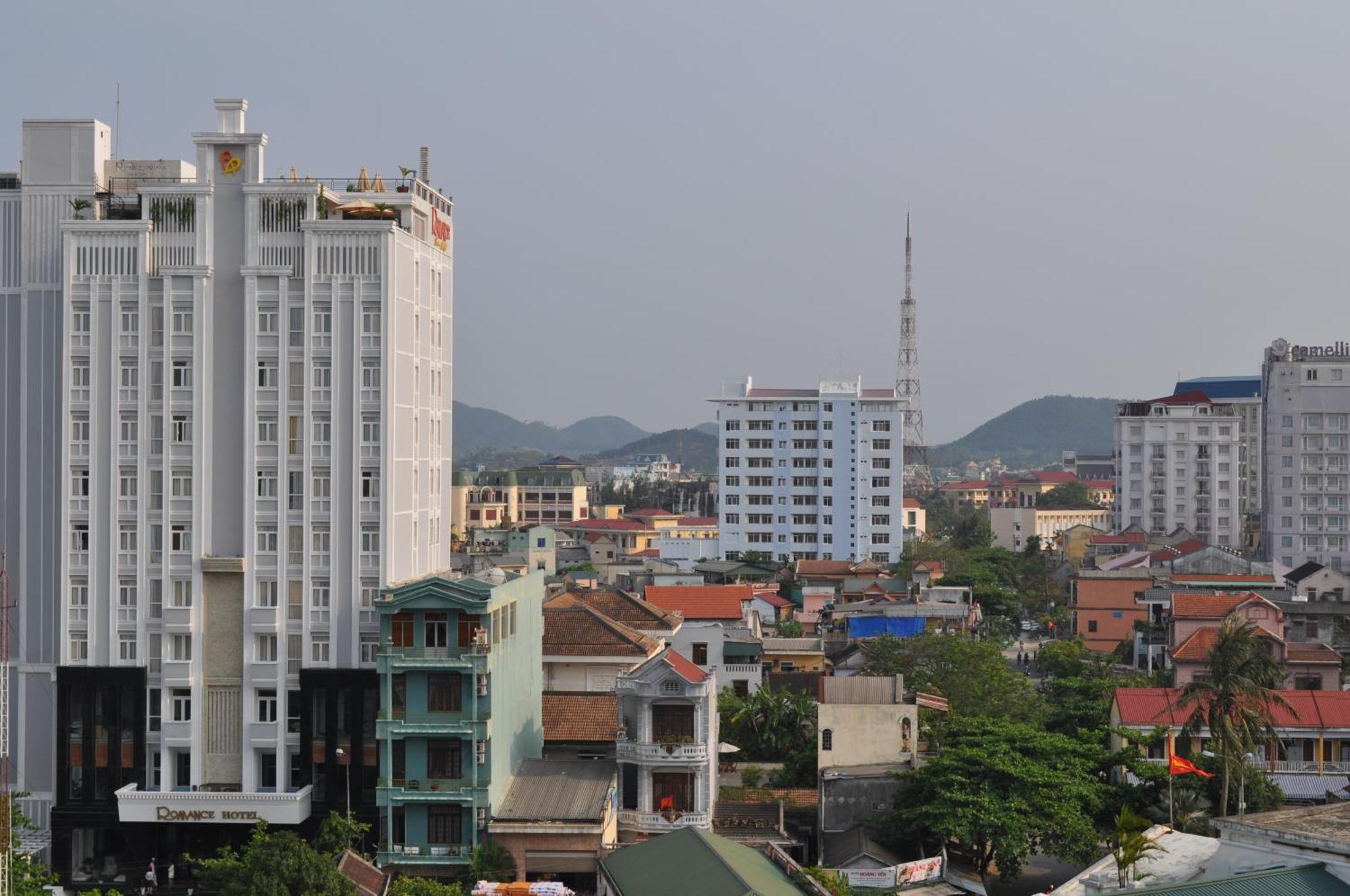 Rosaleen Boutique Hotel Hue Exterior photo